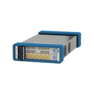 2-槽 USB/LXI 模块机箱 60-104-001